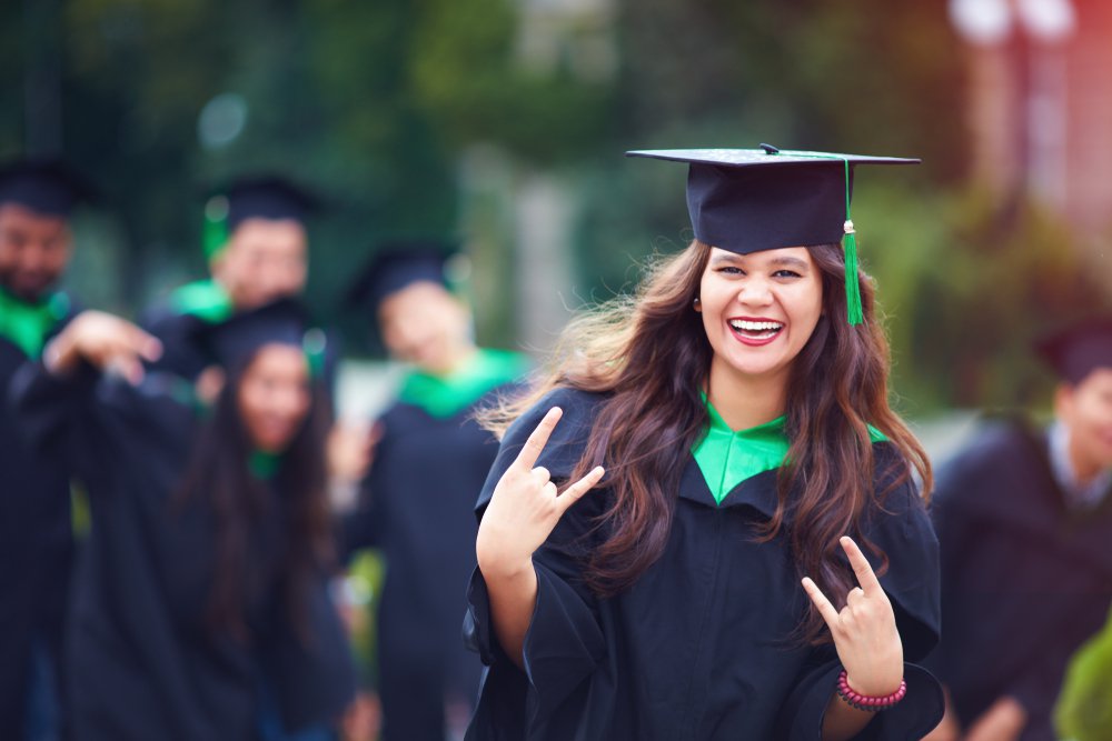 Начинать выпуск. Indian School of Business.